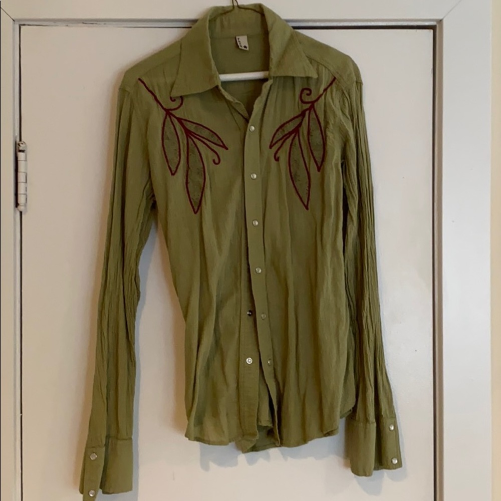 Vintage Fever green snap button shirt (M)
